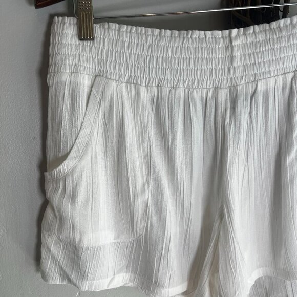 prAna Womens Semi Sheer FERNIE Crinkle Woven Shorts XTRA-LARGE XL in White - Picture 2 of 8